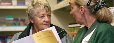 woman giving nutritian advice